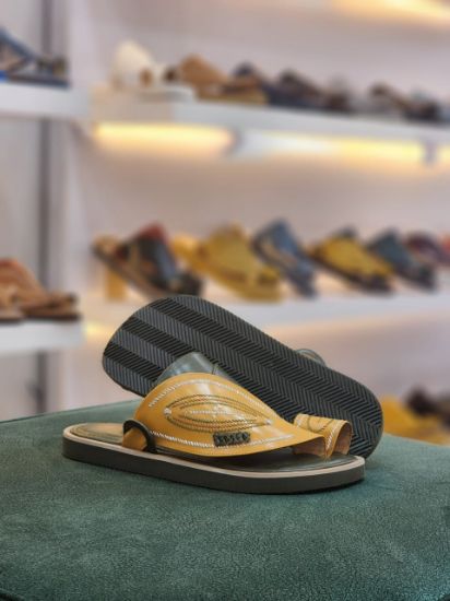 صورة زبيري وطني مطرز يدوي مديل م62